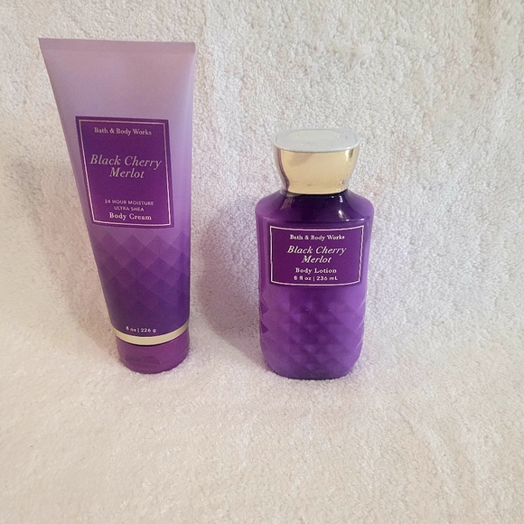 Bath & Body Works Black Cherry Merlot Lotion Setđ